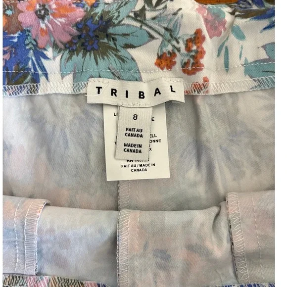 Tribal Pink Mist Bermuda Shorts Floral Print Multi Color Made in Canada Sz 8 NWT - Picture 4 of 6